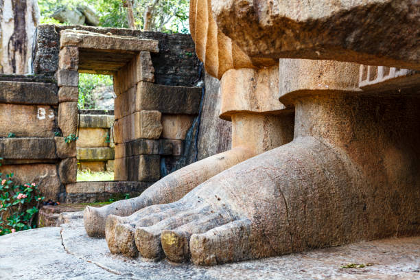 Feet of the Aukana Buddha or Avukana Buddha statue, Aukana, Sri Lanka, Aisa
