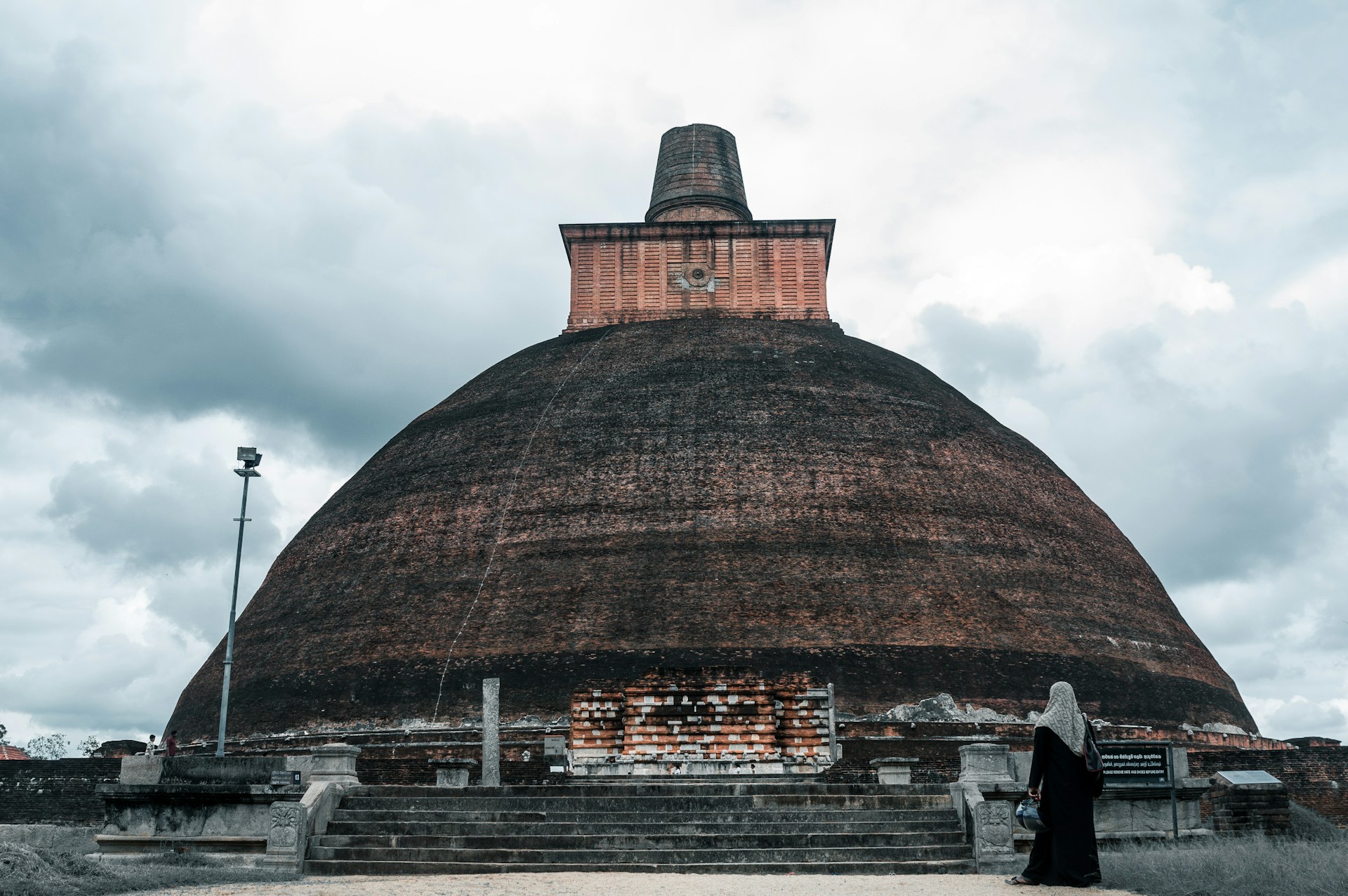 vlada-RYkcNq0XaVg-unsplash